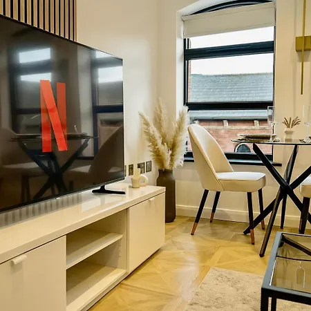 Apartmán Canal Side Luxury In Centre Sleeps 3