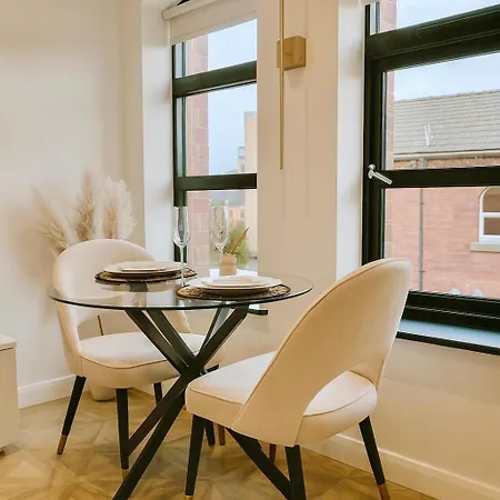 Canal Side Luxury In Centre Sleeps 3 Lejlighed Leeds (West Yorkshire)