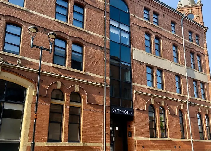 Апартаменти Canal Side Luxury In Centre Sleeps 3 Лідс